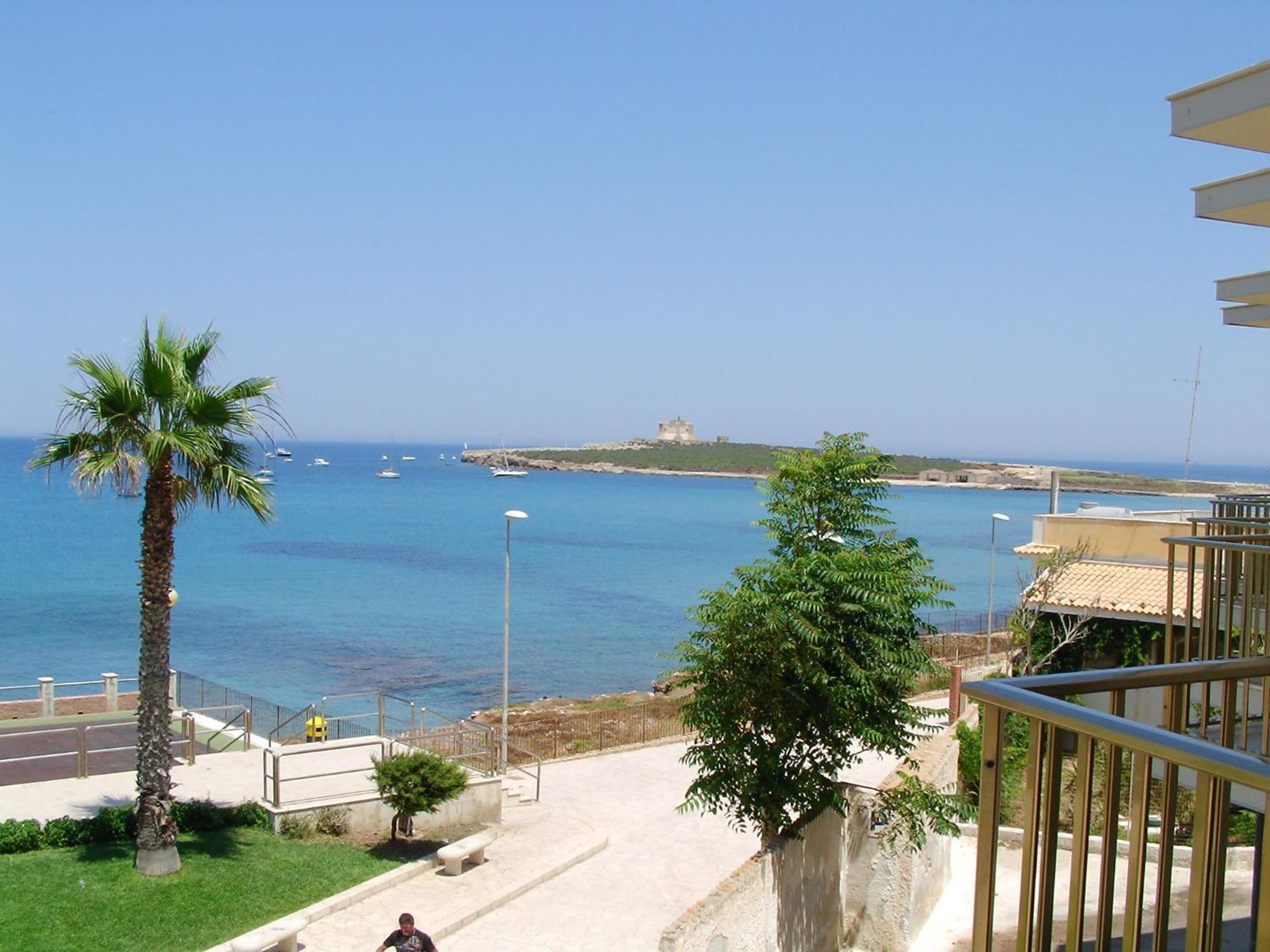 Hotel Vittorio Portopalo Di Capo Passero Екстер'єр фото